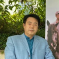 女人把尿口扒开让男人捅
